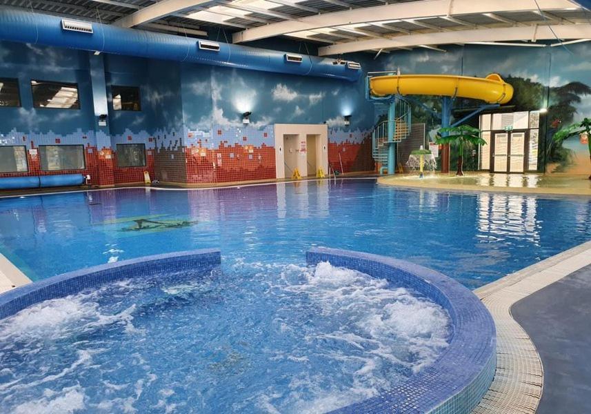Family Fun Getaway Holiday Home Northampton Esterno foto